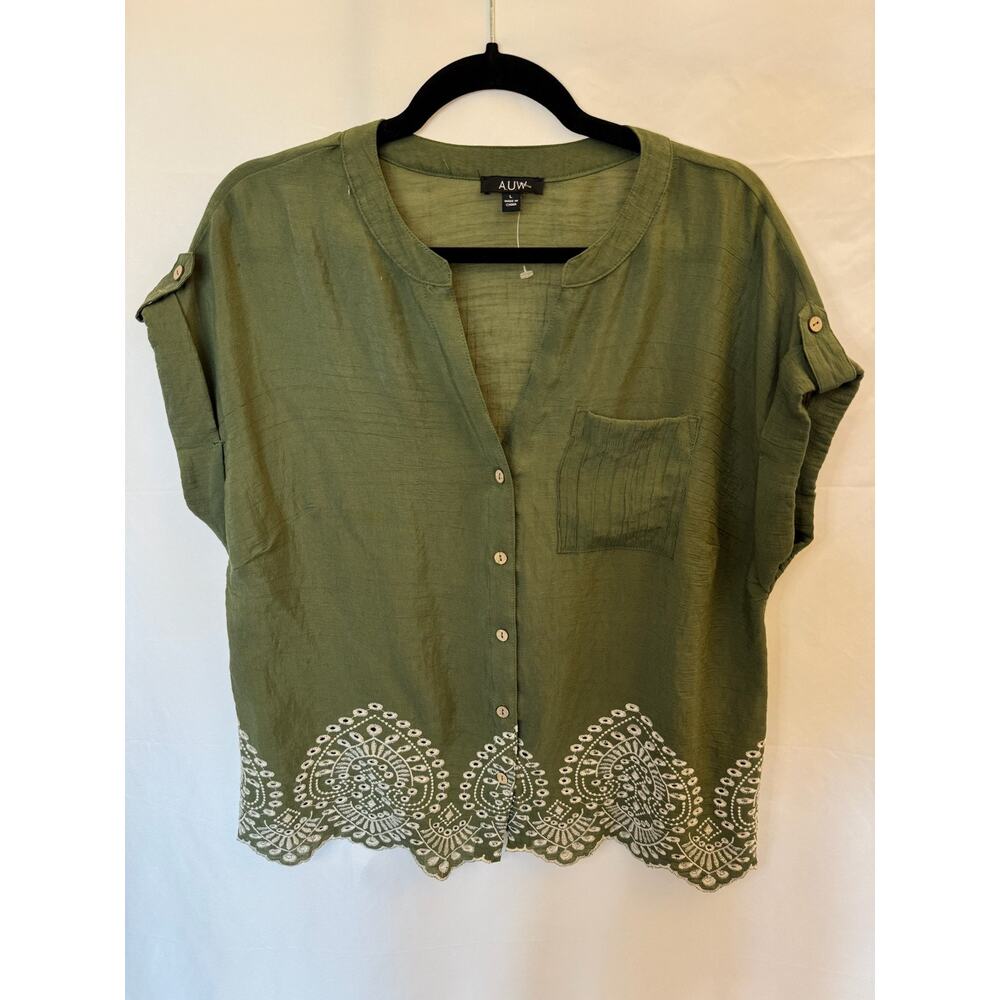 AUW 53159 green L NWOT